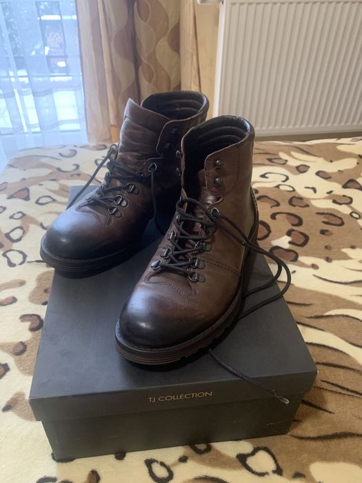 Взуття чоловіче черевики