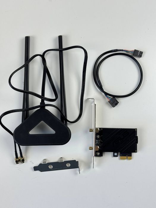 Adapter Wi-Fi ASUS PCE-BE92BT (90IG08U0-MO0B00)