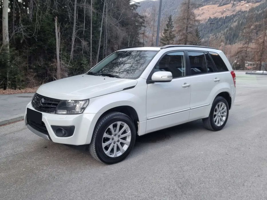 Suzuki Grand Vitara      2015