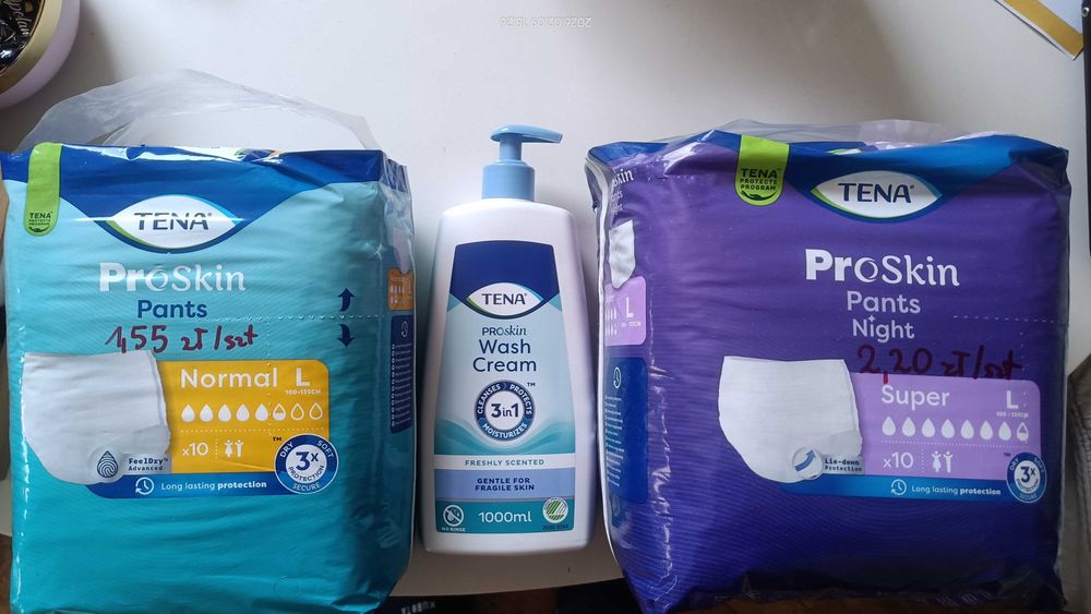Pieluchomajtki Tena Pants 2x10 szt + Krem do mycia Tena Wash Cream 1 L