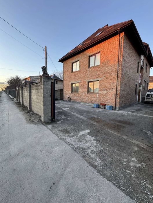 Продаж комерційного приміщення по вул.Шевченка, 145 м.кв., БЕЗ КОМІСІЇ ДЛЯ ПОКУПЦЯ.