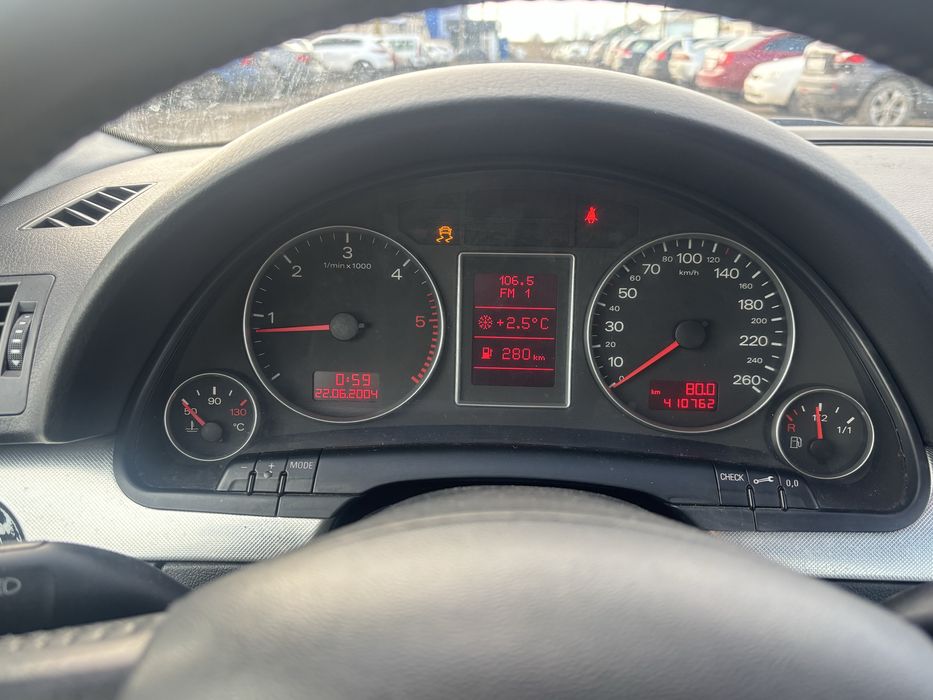 Audi A4B7 УНІВЕРСАЛ Дизель!