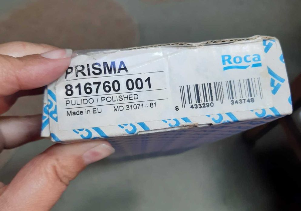 Toalheiro ROCA para lavatório64550427093635121