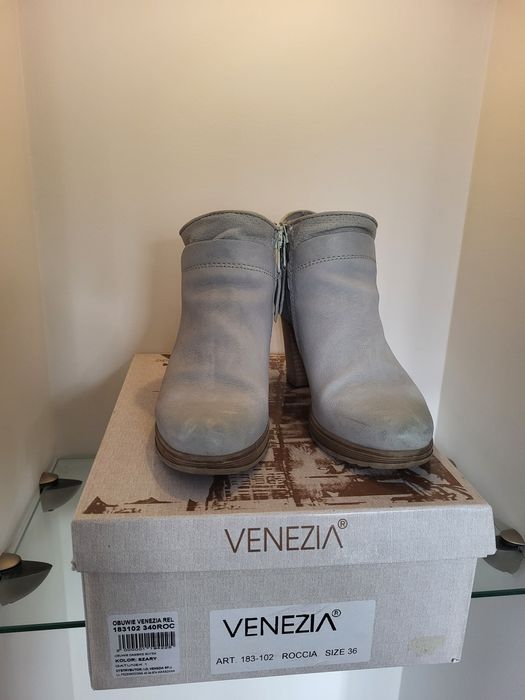 Botki, jasno niebieskie,Venezia 36 roz.