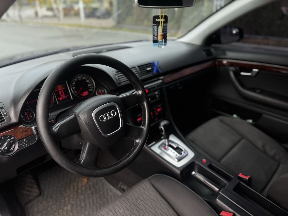 Audi А4 B7 1.8 Турбо Бензин , 2005 года