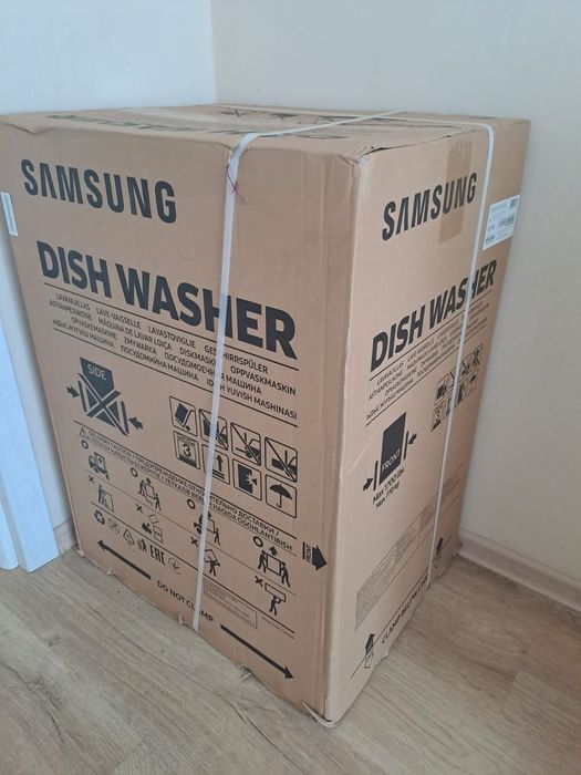 SAMSUNG Посудомийна,посудомоечная машина Samsung DW50R4050BB 45см