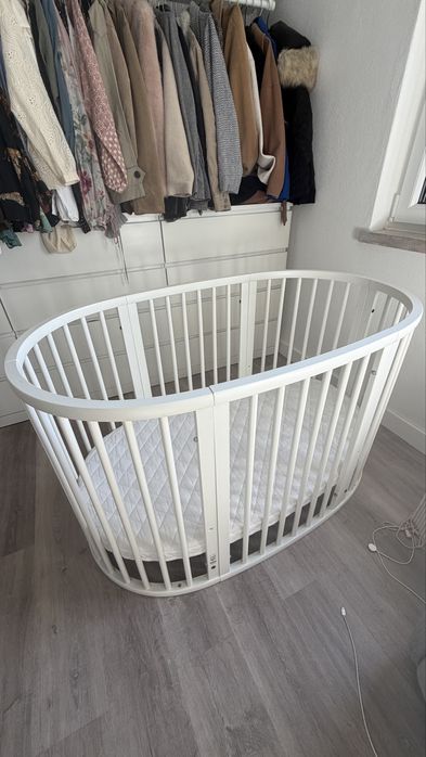 Berço Stokke Sleepi com extensor Branco