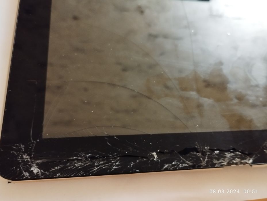 Планшетный компьютер Asus TF700T