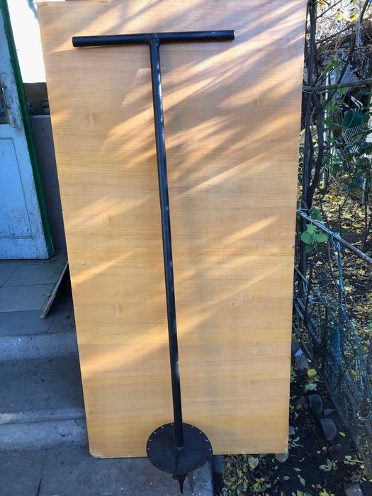 Бур садовый (строительный) шнековый диаметр шнека 22 см