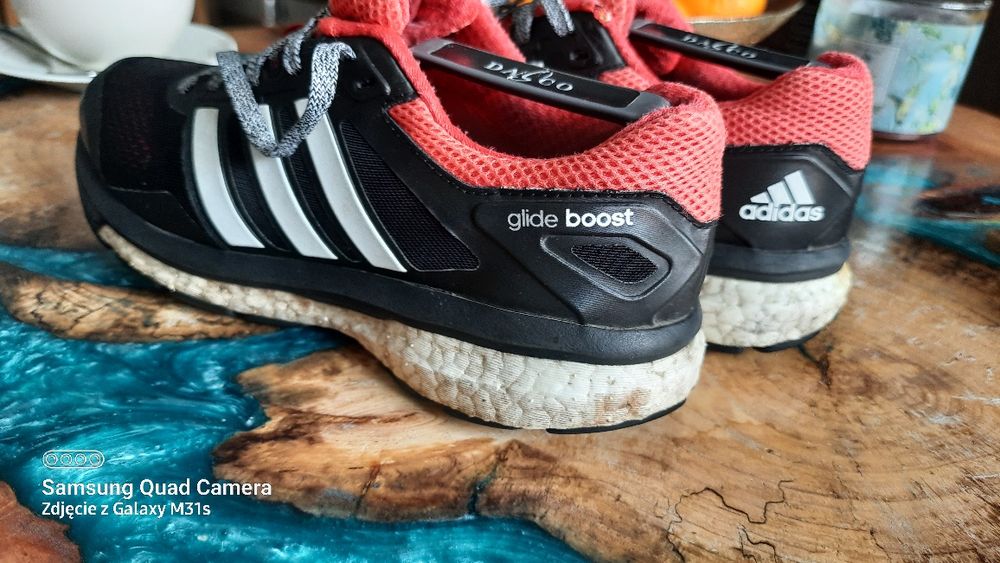 Buty sportowe firmy ADIDAS model gilde boost Ostrów Wielkopolski