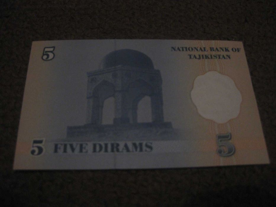Nota do Tajiquistão "5 Dirams" UNC