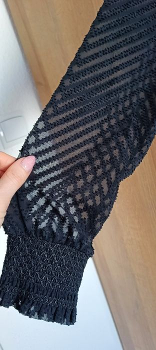 Czarna bluzka elegancka only S 36