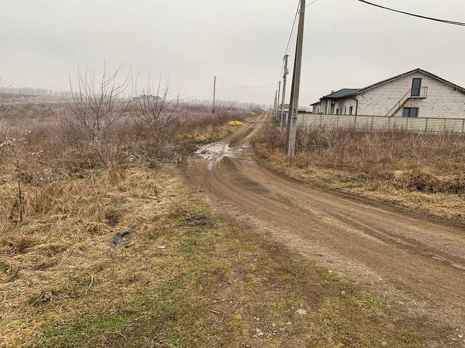 рівненька земельна ділянка