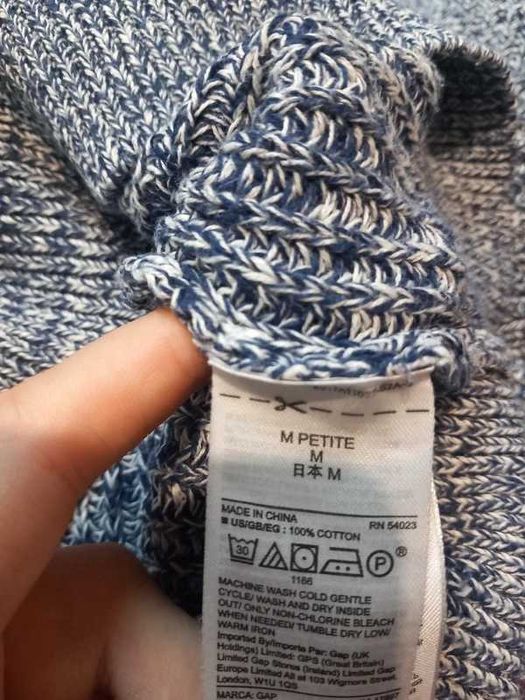 niebieski sweter granatowy bawełna