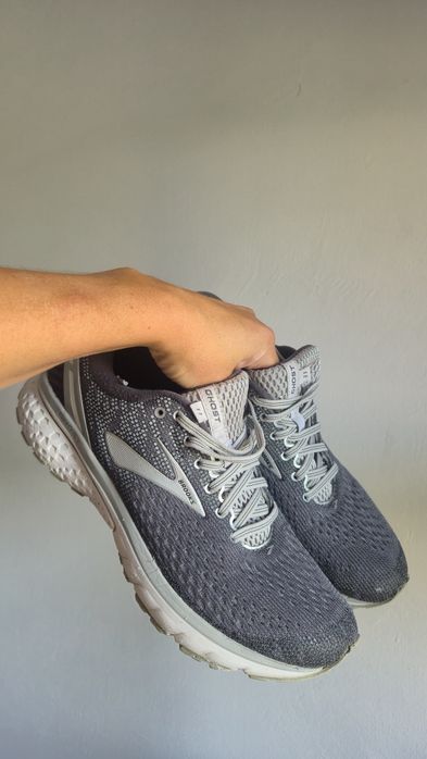 Бігові кросівки Brooks 40-41p