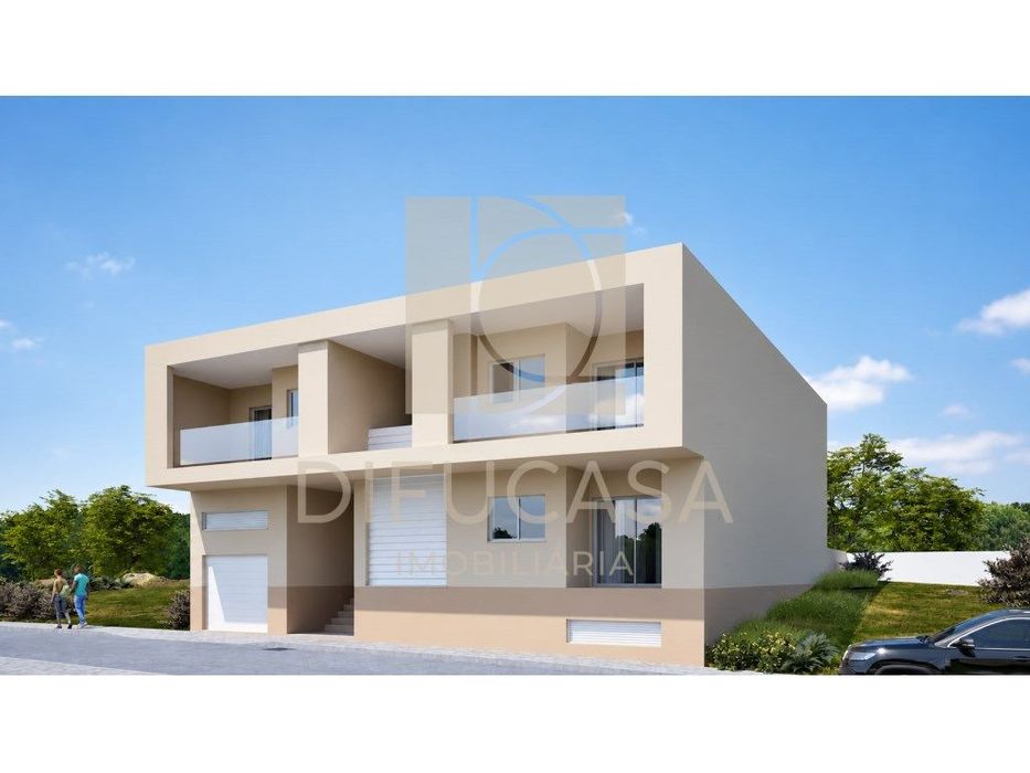 R371 - Apartamento T3 com 2 Varandas, Suíte +2 Parqueamentos | Pinh...