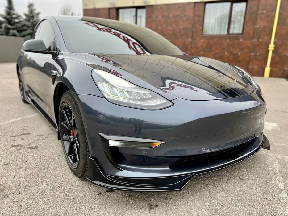 Tesla model 3 dual motor 2020