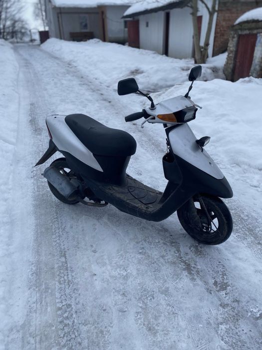 Продам скутер suzuki lets 2