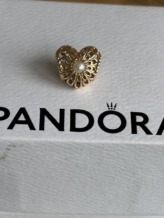Pandora пандора золотий шарм 585 gold