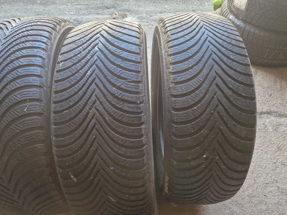 шини зима 205 55 R16 Michelin Alpin 5