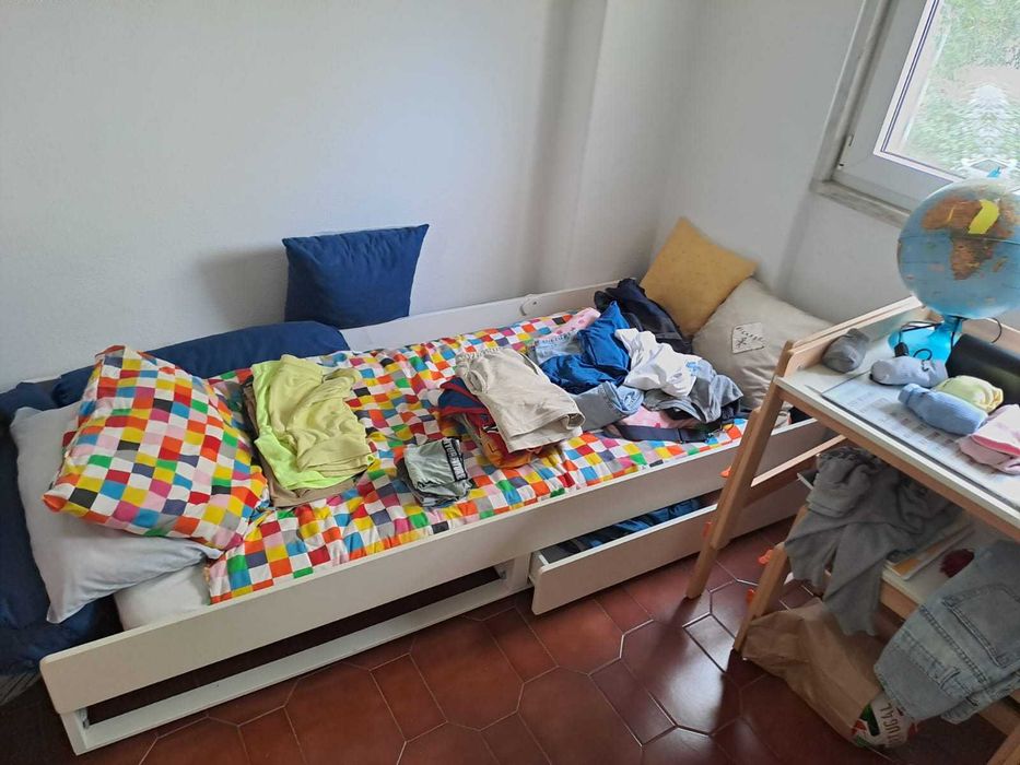 moveis quarto cama + roupeiro + movel arrumação