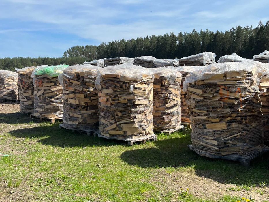 Suche drewno opałowe i kominkowe