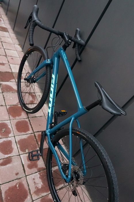 Як новий Giant Revolt 1 (M) GRX безкамерка! гравійник grevel