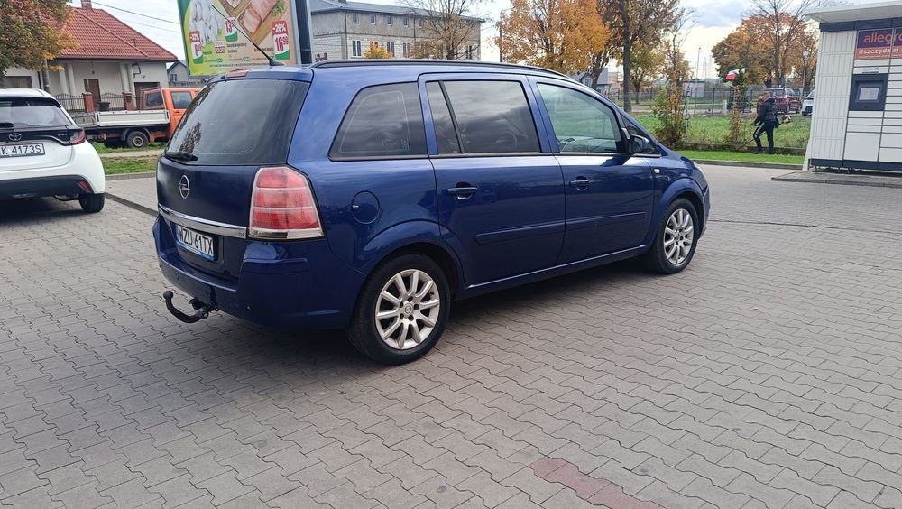 Opel Zafira B 1.8 benzyna + lpg