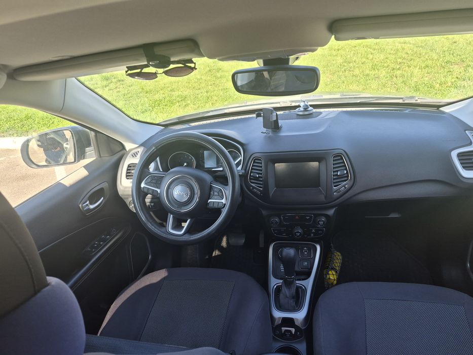 Продам Jeep Compass  Sport (4*4)2021року  2.4L бензин