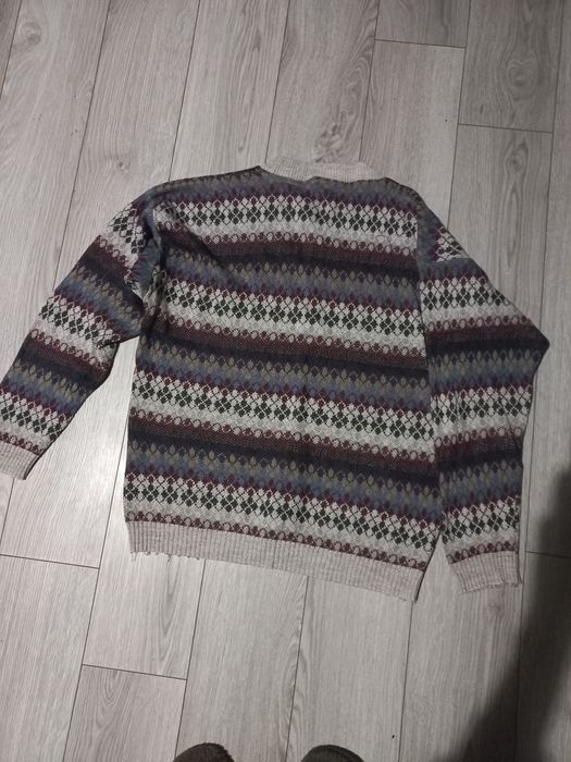 Вінтажний светр з классичним принтом