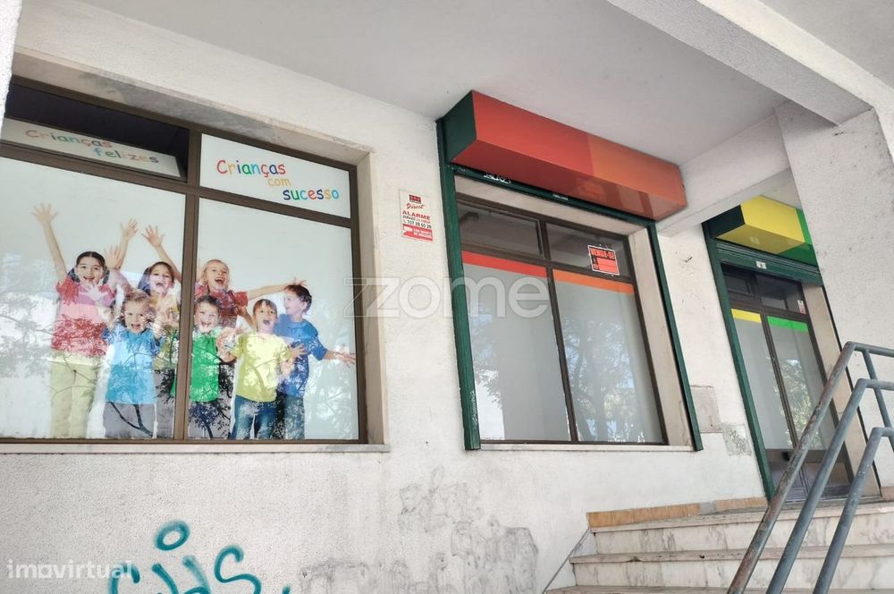 Loja com 110m² para Comércio ou Serviços