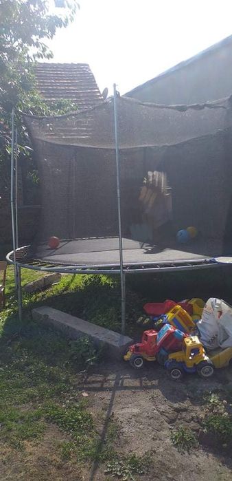 Trampolina ogrodowa nowa mata do skakania