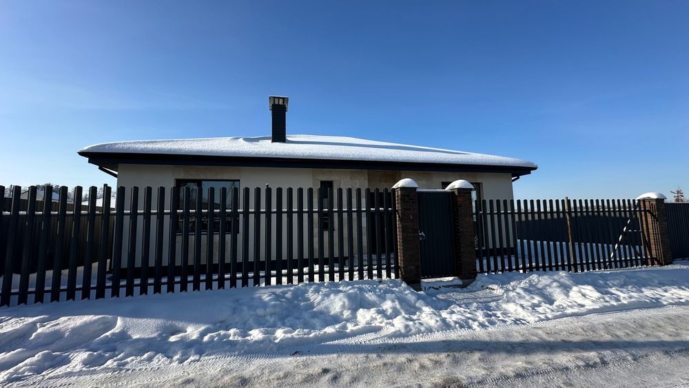 Будинок в лісовій Бучі.