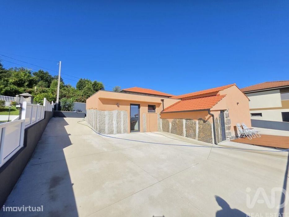 Casa de Campo T3 em Candemil e Gondar de 88 m2