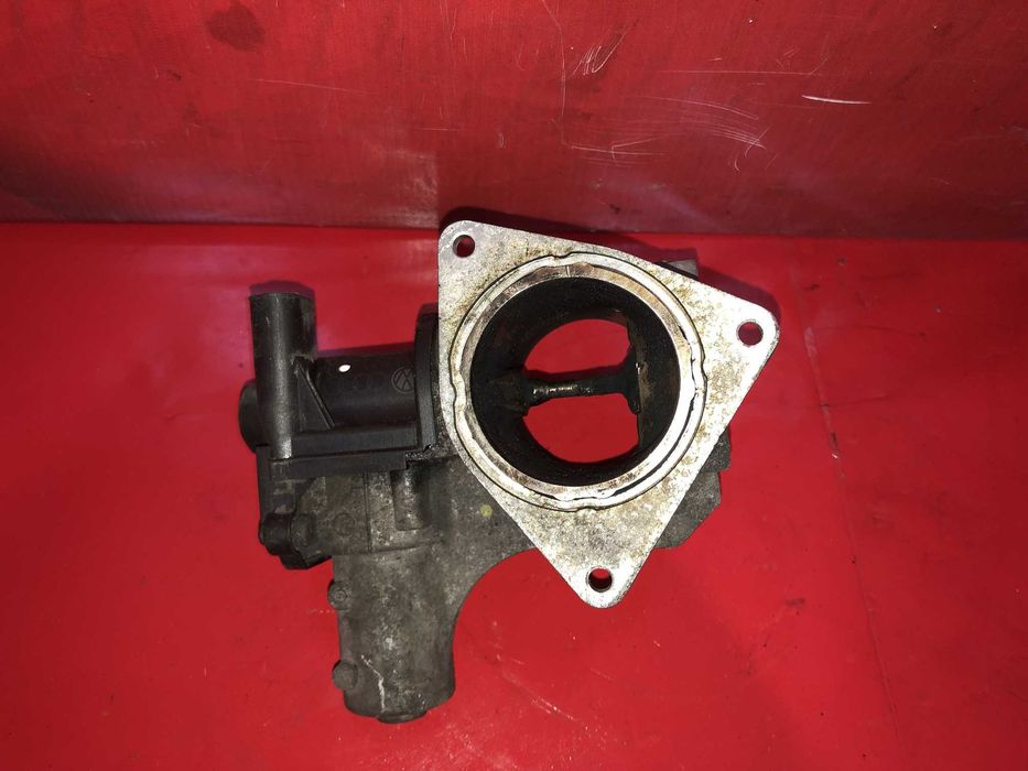 Клапан EGR Volkswagen T5 2.5 Diesel 076131501B фольцваген єгр ЕГР