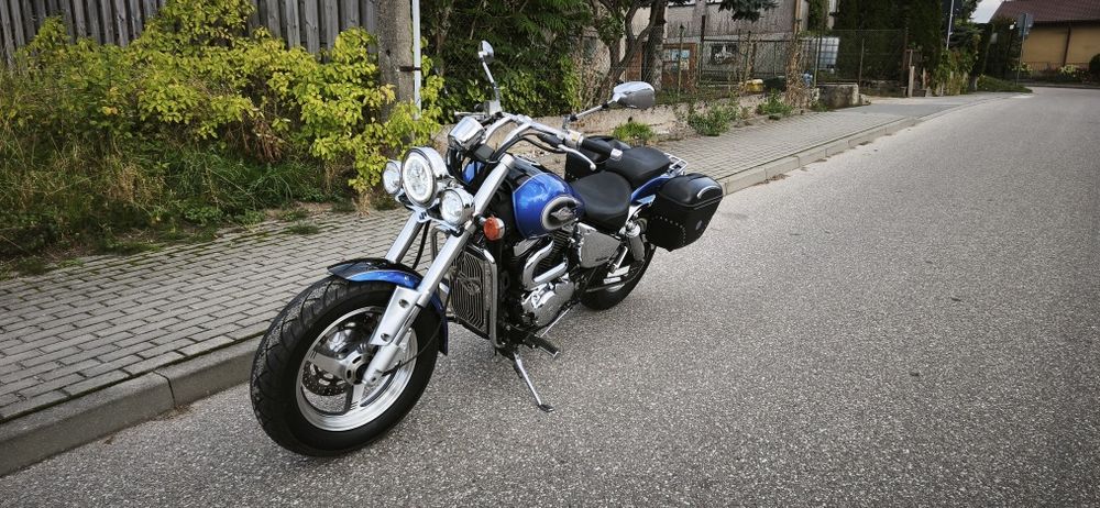 Suzuki VZ Marauder 800