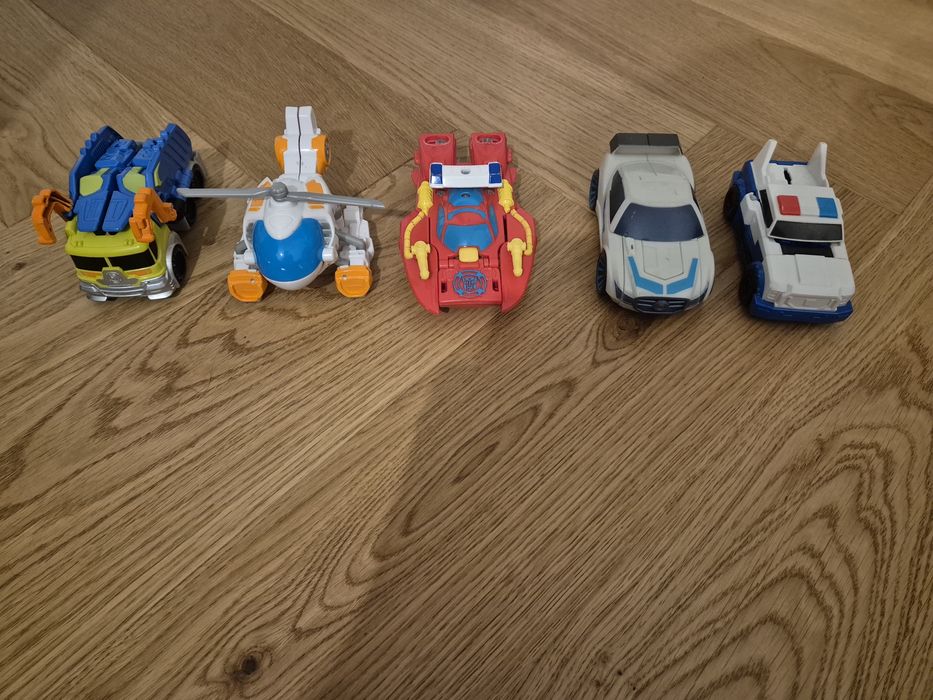 Transformersy pojazdy i zwierzaki