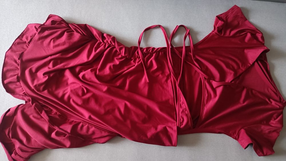 Sukienka midi czerwona