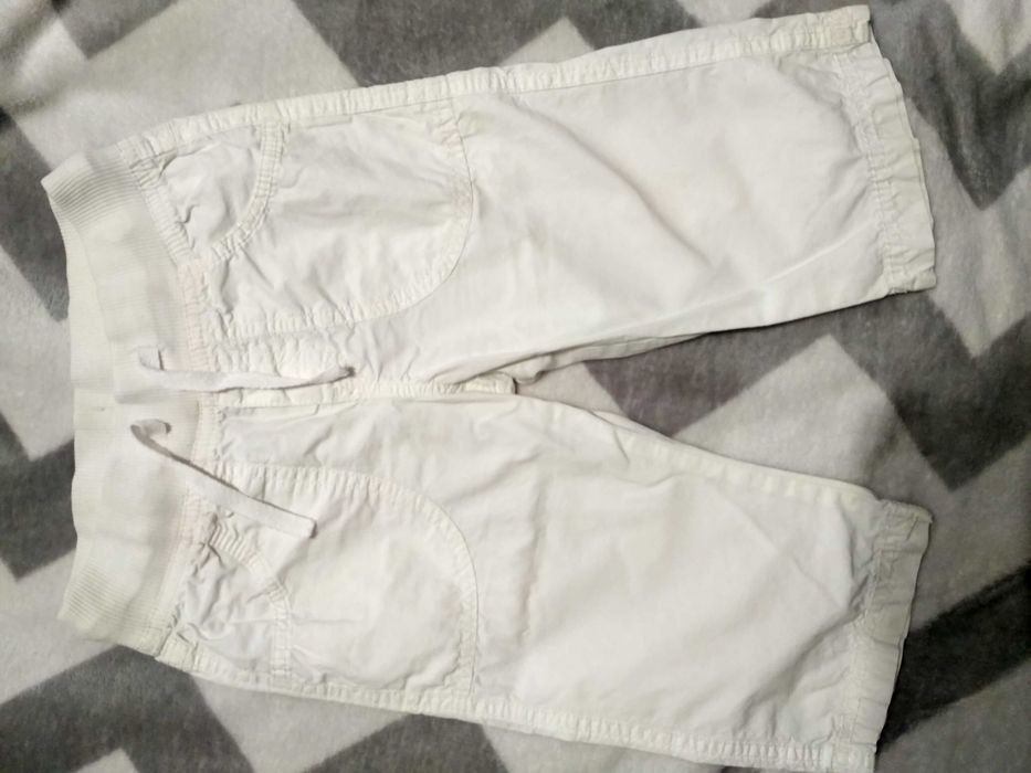 Białe spodenki 3/4 capri 104 spodnie 3/4Y H&M bermudy