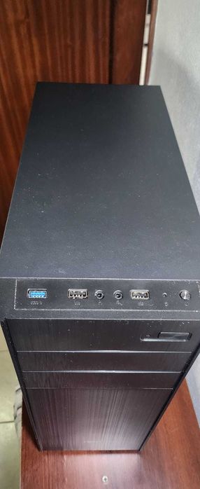 PC Windows 7 (Em ótimo estado)