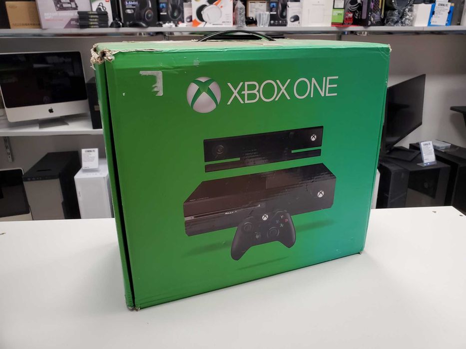 Konsola Xbox ONE PS4