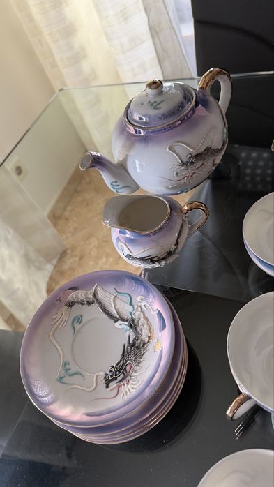 Serviço de Chá Japonês "Dragonware" - Porcelana Fina com Relevo