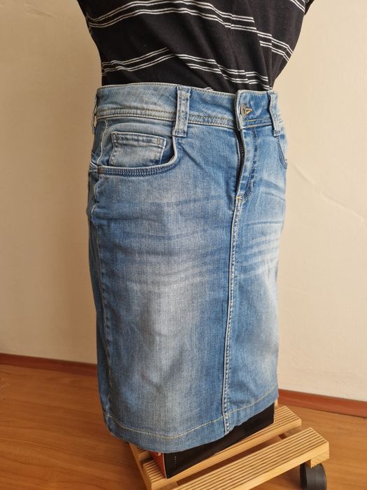 Nowa jeansowa spódniczka - Tatuum -  S