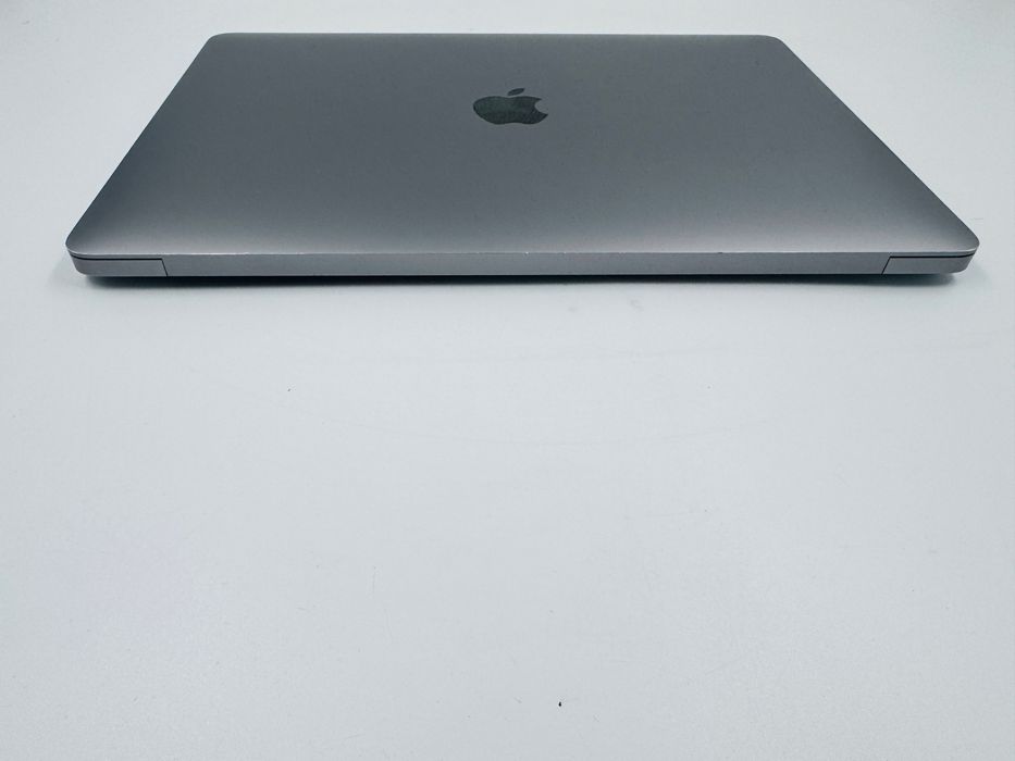 Apple Macbook Air 13 2020 i5 16GB RAM 256GB SSD IL6411