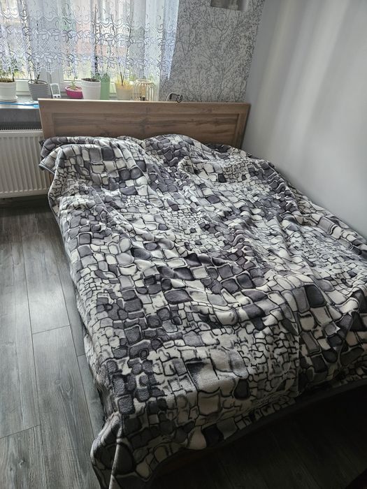 Sprzedam łóżko 160x200