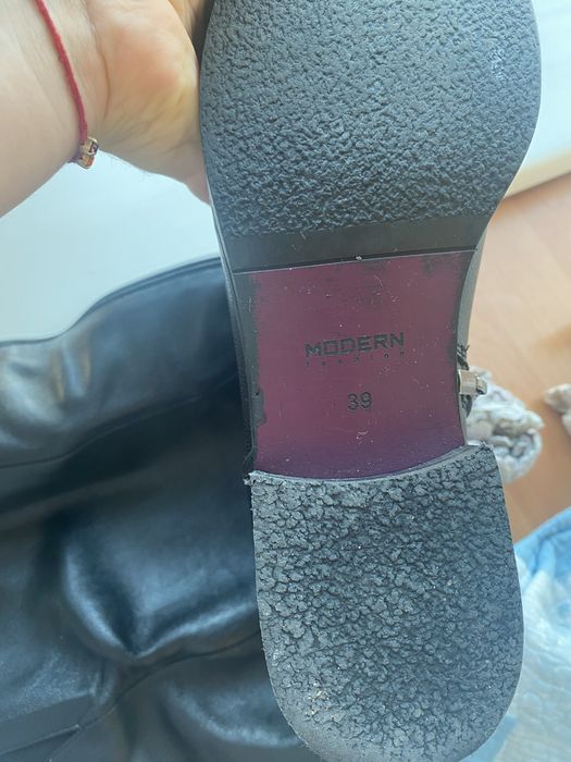 Продас зимові ботінки