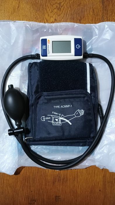 Продам тонометр Mikrolife.