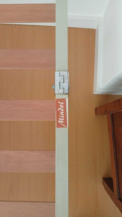 summier 1,40 mts x 2 mts, colchão e cabeceira de cama