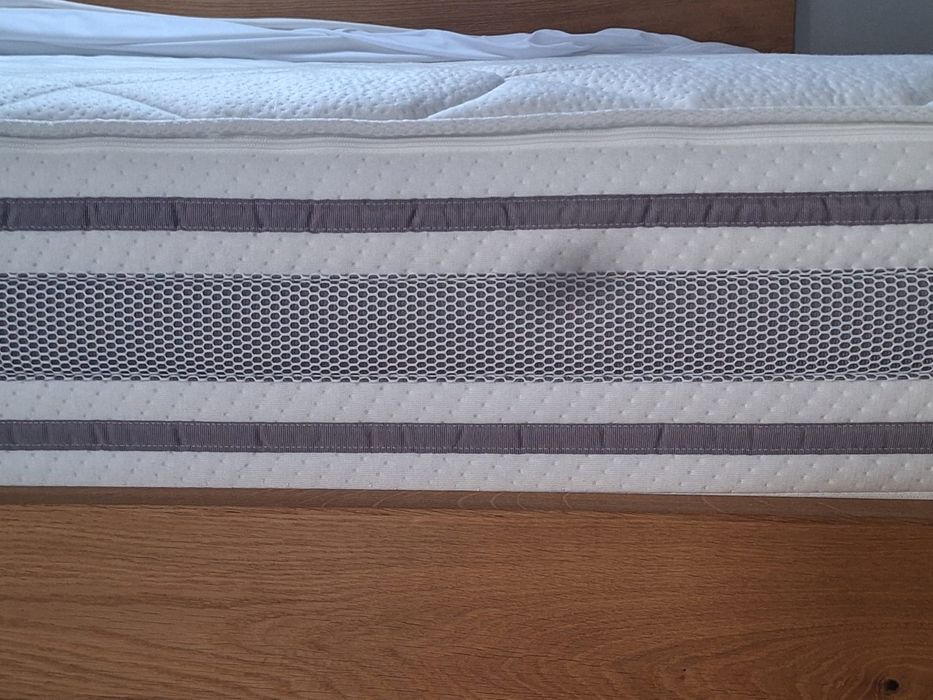 Materac piankowy 180 x 200