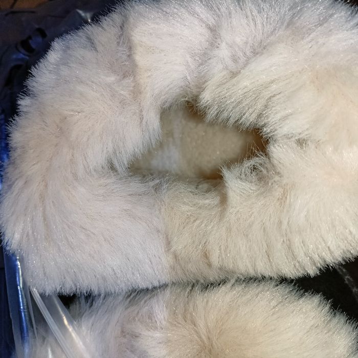 Распродажа теплые зимние женские тапочки угги меховые 36-37 размер